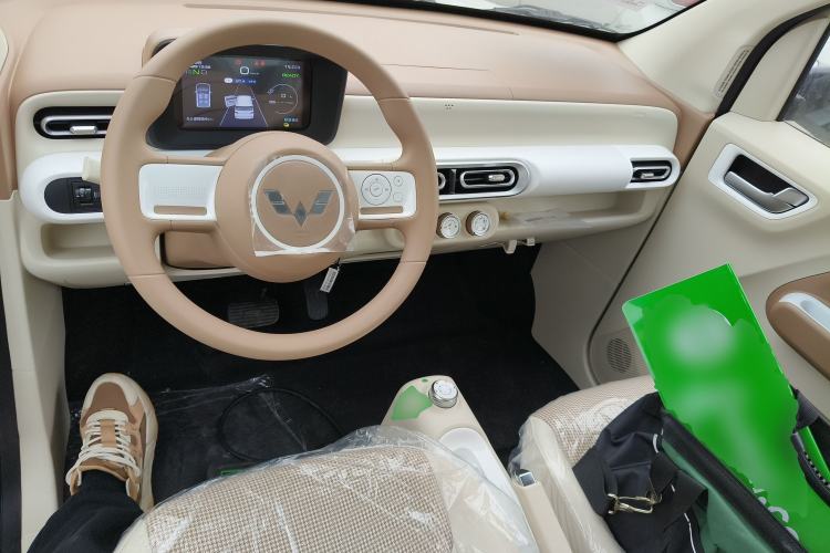 Used Wuling Hongguang MINIEV 2024 3rd Generation 215km Youth Edition
