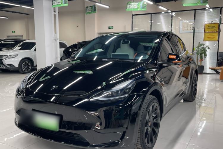 Used Tesla Model Y 2023 Rear-Wheel-Drive Version