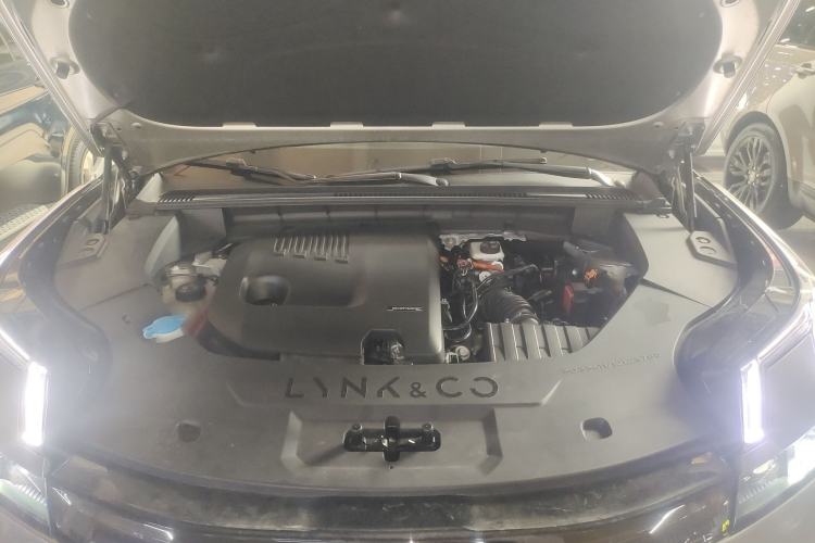Used Lynk & Co 08 EM-P 2023 220km All-Wheel-Drive Performance Halo
