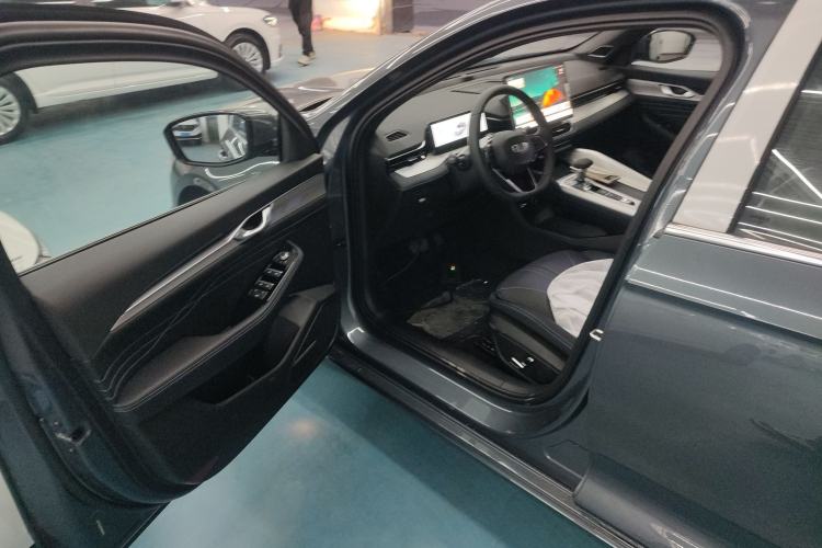 Used Geely Auto Preface 2025 Dongfang Yao 1.5TD Fuyao Edition
