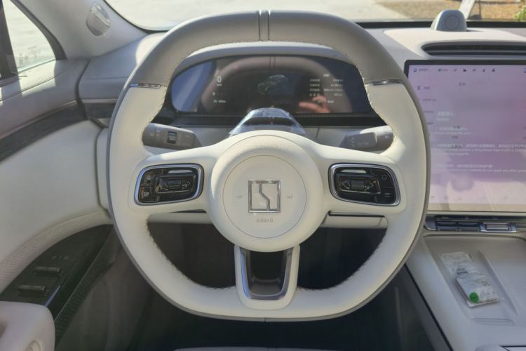 Used Zeekr 7X 2025 100 kWh Long-Range Rear-Wheel Drive with Intelligent Driving Features
