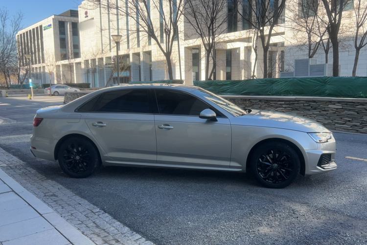 Used Audi A4L 2019 40 TFSI Ambition China VI
