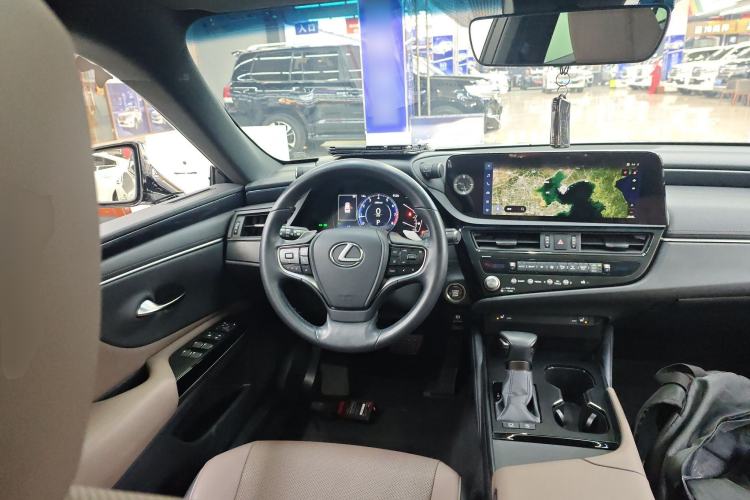 Used Lexus ES 2023 200 Excellence Edition