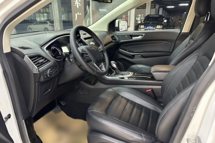Used Ford Edge 2018 EcoBoost 245 Two-Wheel-Drive Titanium 7-Seater China V Standard

