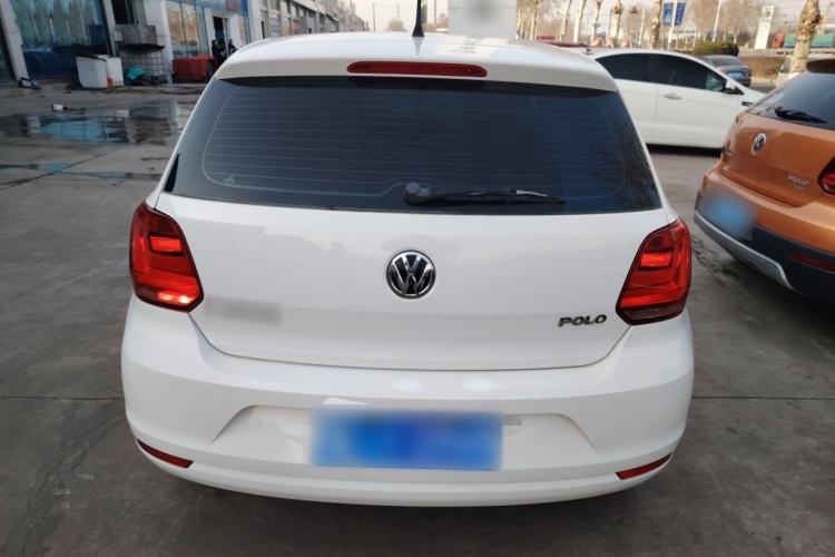 Used Volkswagen Polo 2016 1.4L Manual Fashion Model
