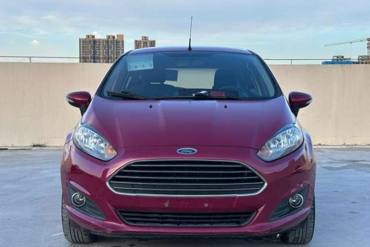 Used Ford Fiesta 2013 Hatchback 1.5L Automatic Fashion Edition

