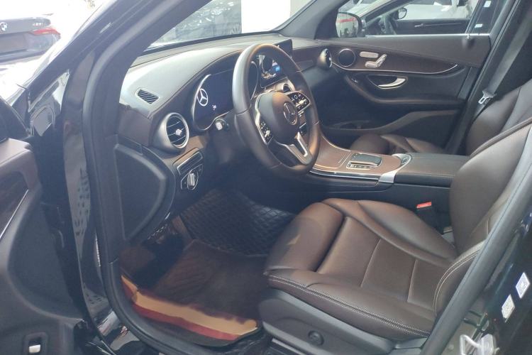 Used Mercedes-Benz GLC 2020 GLC 260 L 4MATIC Luxury Model
