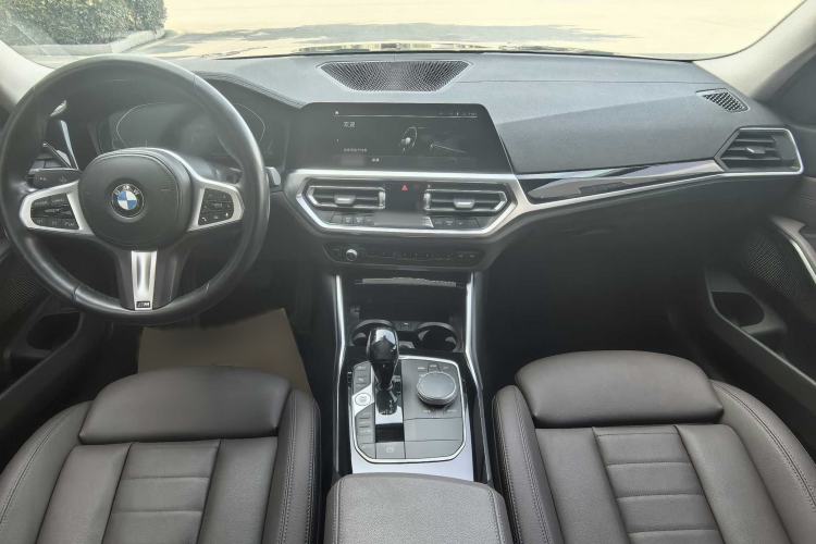 Used BMW 3 Series 2021 Second Facelift 320Li M Sport Package
