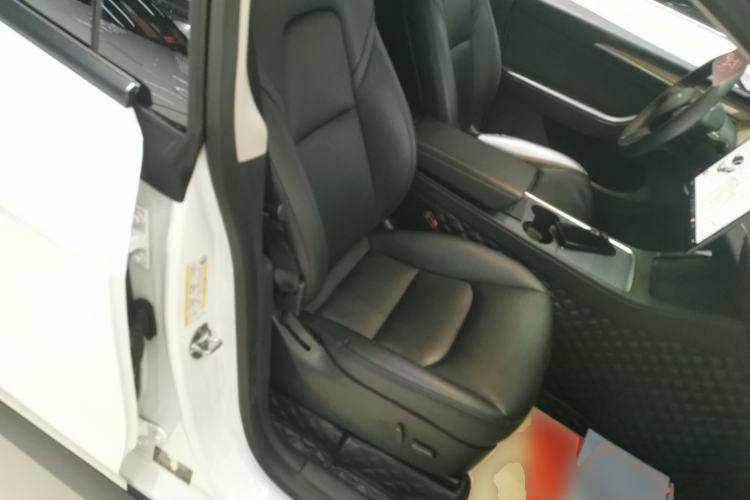 Used Tesla Model Y 2021 Long-Range All-Wheel-Drive Version 3D7