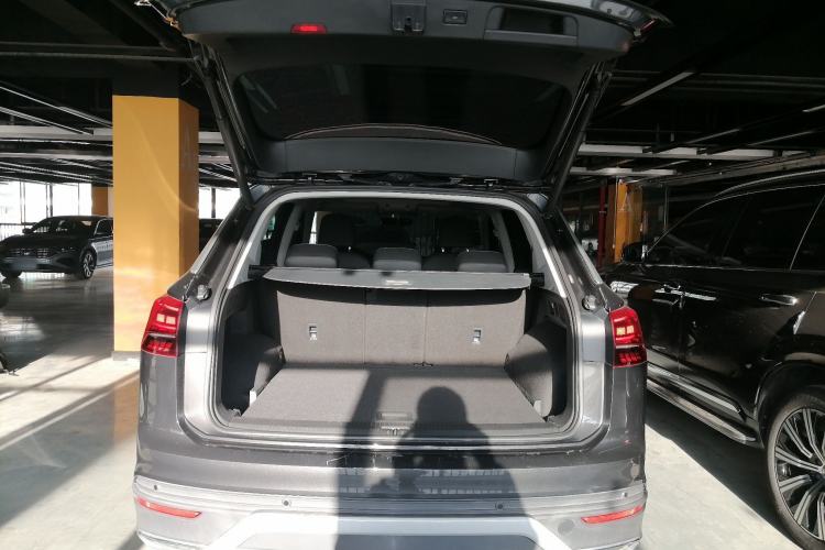 Used Volkswagen Tayron 2022 330TSI Two-Wheel Drive Luxury Smart Connectivity Version
