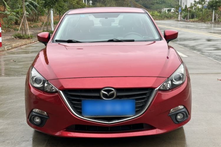 Used Mazda Mazda 3 Axela 2016 Sedan 1.5L Automatic Comfort Model

