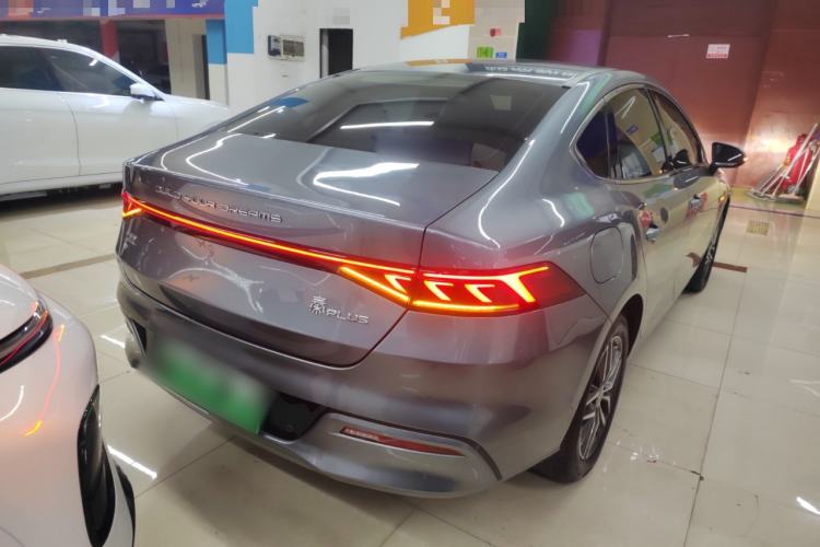 Used BYD Qin PLUS 2021 EV 400KM Luxury Model

