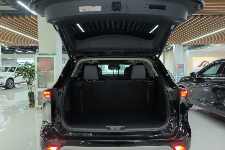 Used Toyota Highlander 2023 2.5L Smart Electric Hybrid Dual-Engine Four-Wheel Drive Prestige Version – 7 Seats