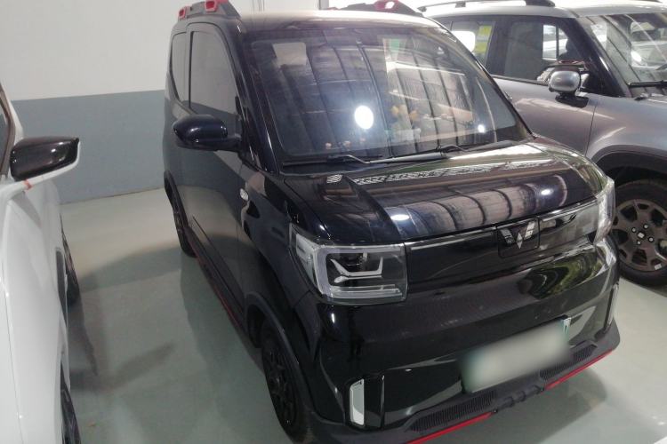 Used Wuling Hongguang MINIEV 2022 GAMEBOY 200km Gaming Edition with Lithium Iron Phosphate
