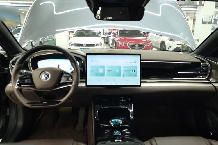 Used BYD Han 2023 EV Champion Edition 506KM Front-Wheel-Drive Premium Model
