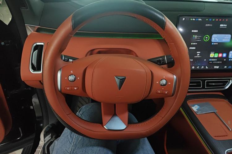 Used  S09 2025 Four-Wheel-Drive Ultra
