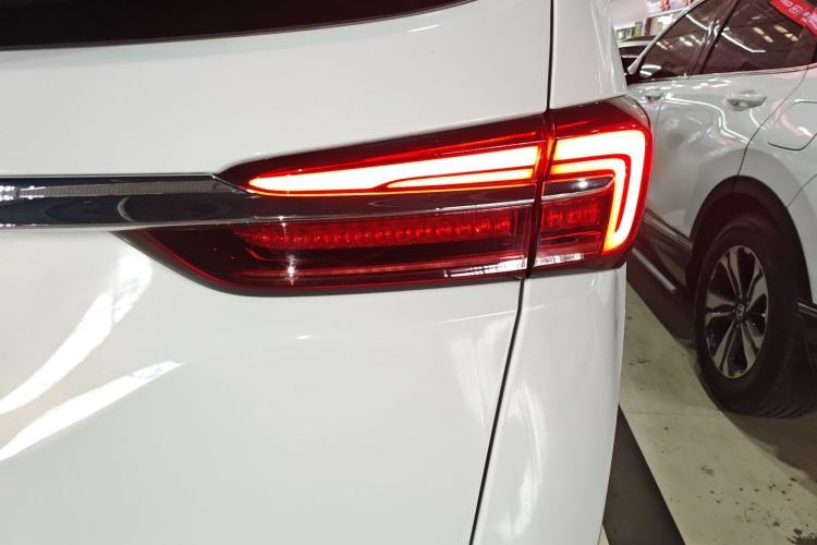 Used Buick GL8 2021 Land Cruiser Executive Class 652T Luxury Model