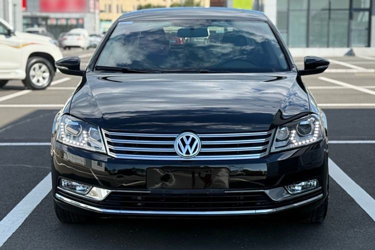 Used Volkswagen Magotan 2015 Facelift 1.8TSI Luxury Model
