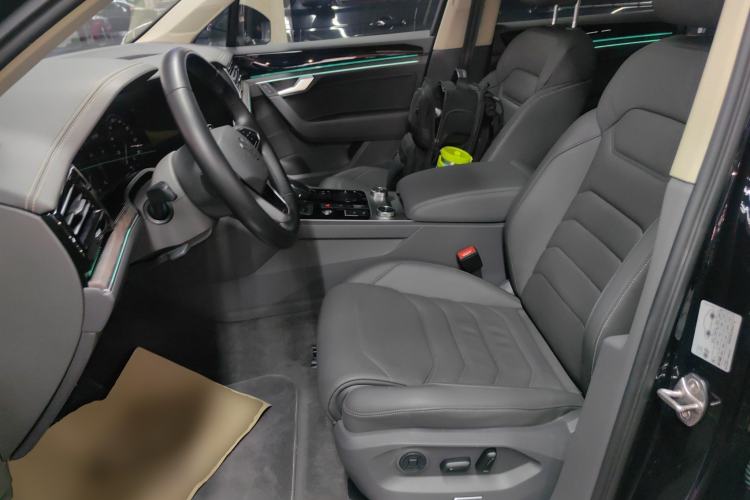 Used Volkswagen Touareg 2021 3.0 TSI Prestige Edition Classic Sport Package