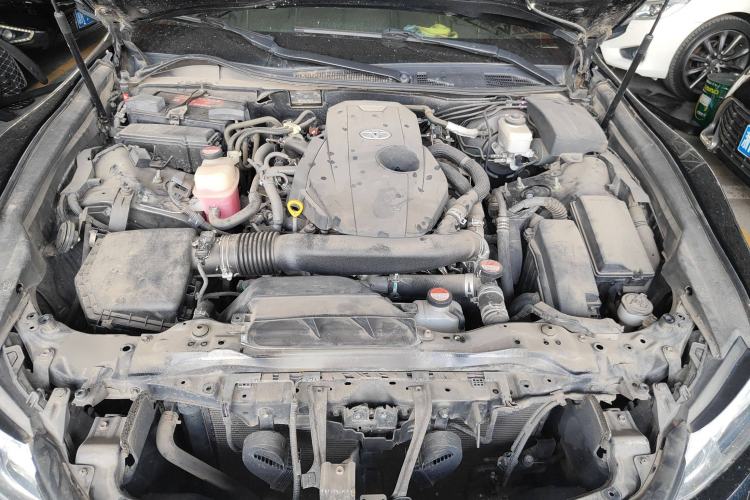 Used Toyota Crown 2015 2.0T Fashion Edition
