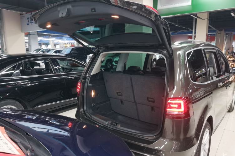 Used Volkswagen Sharan 2018 380TSI Comfort Edition 7-Seater
