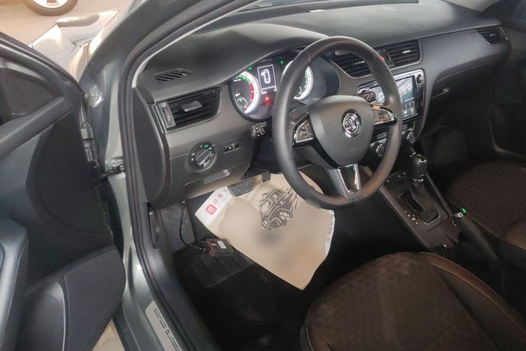 Used Skoda Octavia 2018 Station Wagon TSI230 DSG Luxury Edition