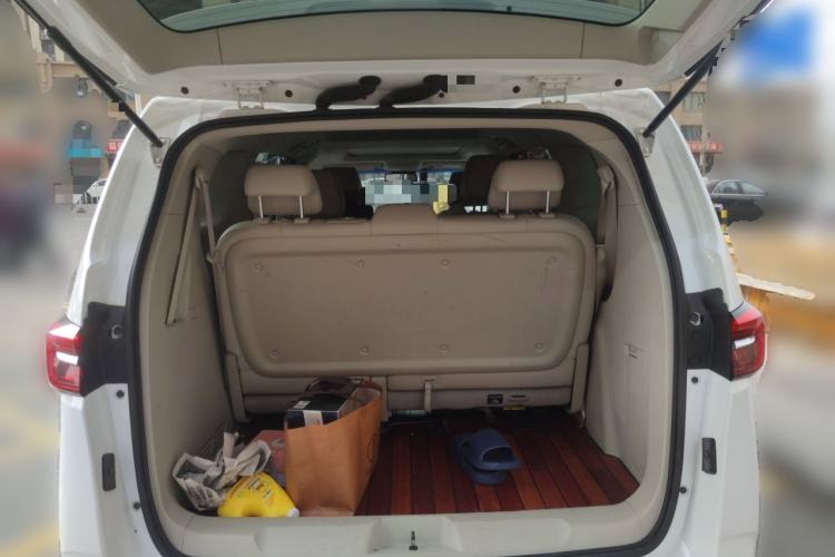 Used Buick GL8 2021 Land Cruiser Executive Class 652T Luxury Model