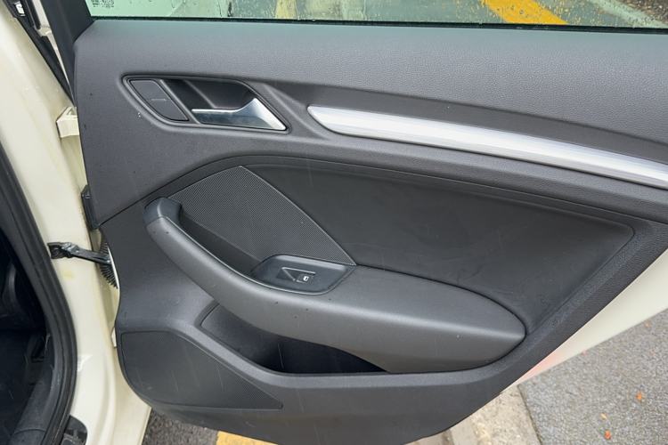 Used Audi A3 2014 Sportback 35 TFSI Automatic Comfort Model
