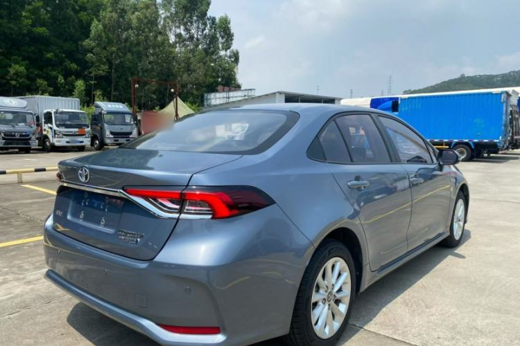 Used Toyota Corolla 2021 Dual-Motor 1.8L E-CVT Elite Edition