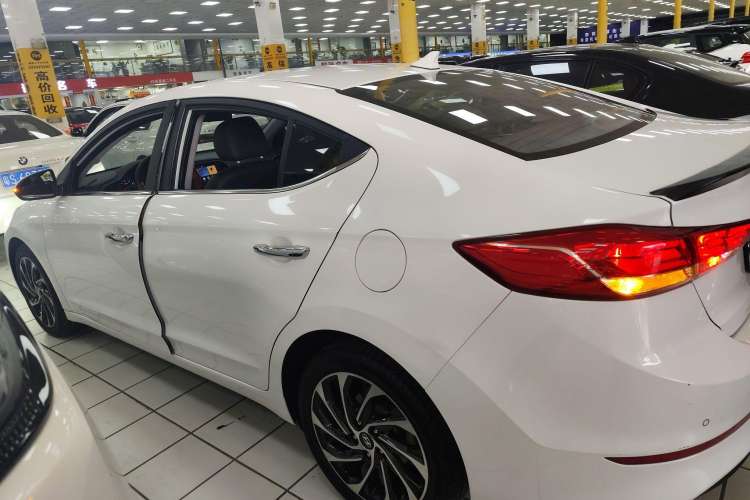Used Hyundai Elantra 2019 1.5L CVT ZhiXuan – Elite Version
