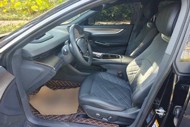 Used  A07 2024 Pure Electric "True Fragrance" Edition 515 Prestige Model