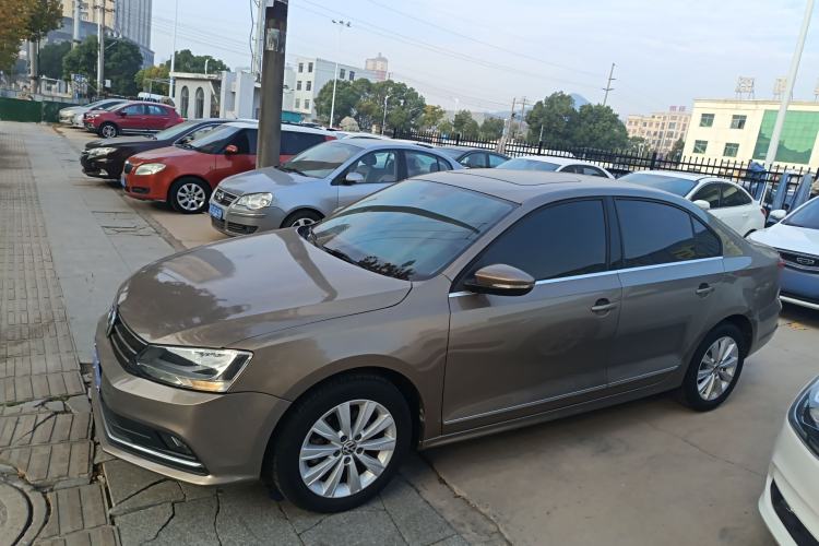 Used Volkswagen Sagitar 2015 1.6L Automatic Comfort Model