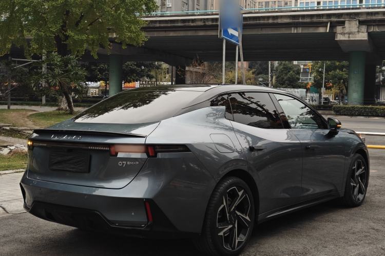 Used Lynk & Co 07 2024 EM-P 126 Long-Range Ultra
