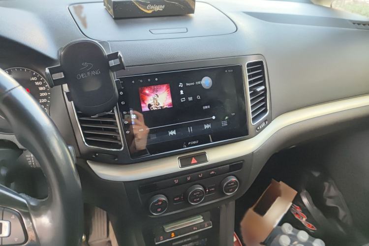 Used Volkswagen Sharan 2016 280TSI Enjoyment Model 7-Seater
