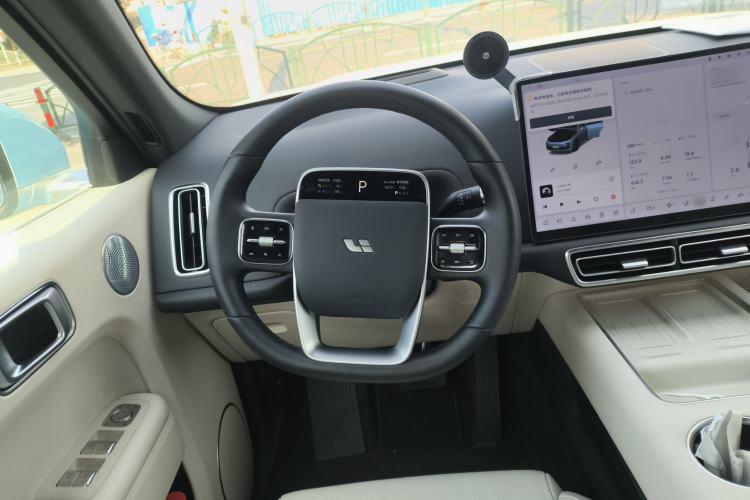 Used Li Auto L7 2024 Ultra Model
