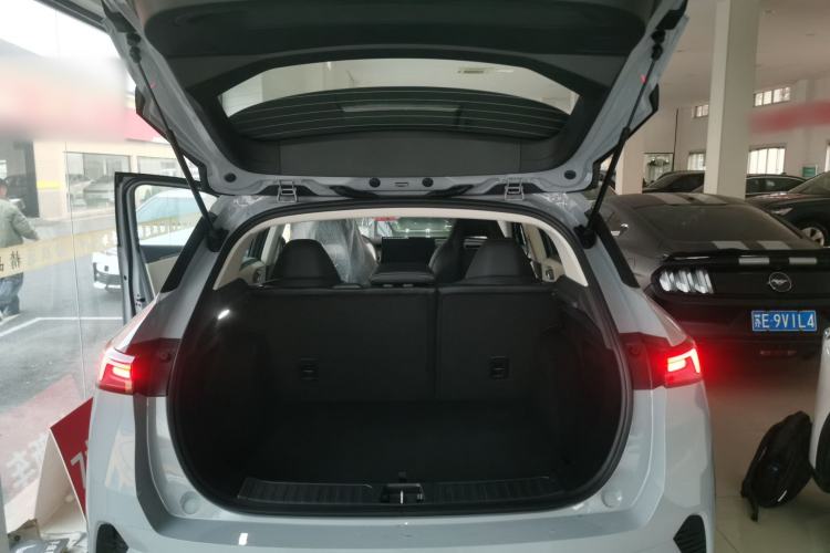 Used Lynk & Co 06 EM-P 2023 EM-P 56 Standard Range Pro