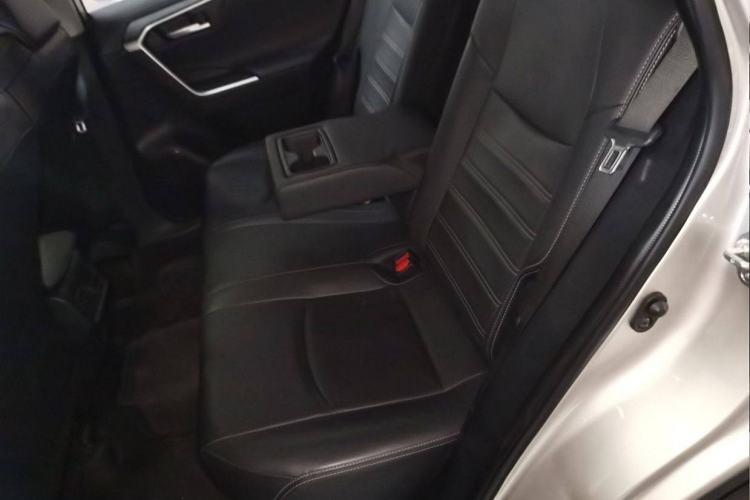 Used Toyota Wildlander 2022 2.0L CVT Two-Wheel Drive Luxury PLUS Edition
