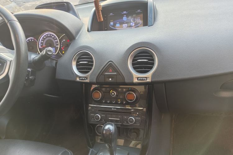 Used Renault Koleos (Import) 2016 Revised Version 2.0L Two-Wheel Drive Comfort Edition
