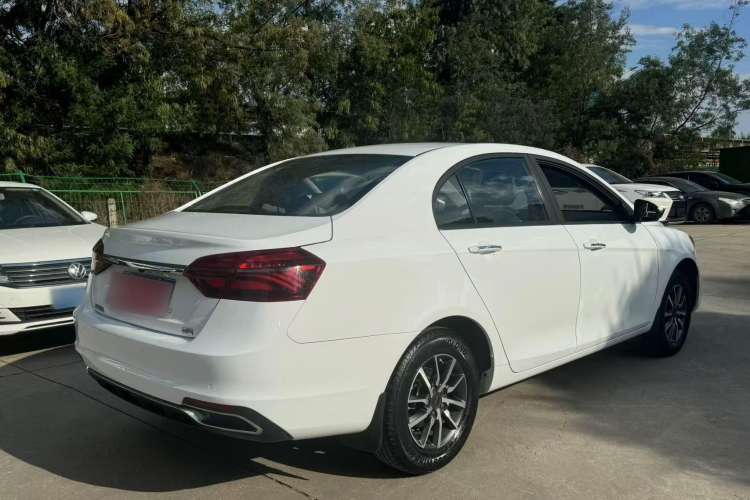 Used Geely Auto Emgrand 2019 Leading Edition 1.5L Manual Luxury Model China VI Standard
