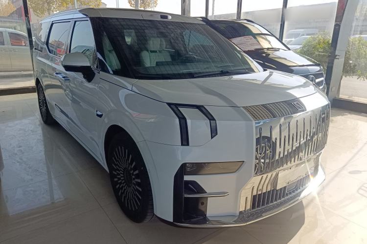 Used Zeekr 009 2024 Six-Seat Executive Version 4WD 108 kWh