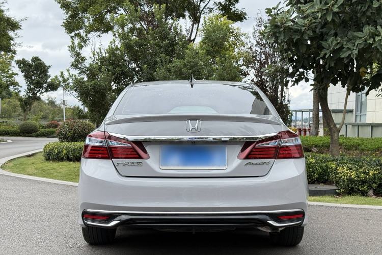 Used Honda Accord 2016 Hybrid 2.0L Sharp Edition
