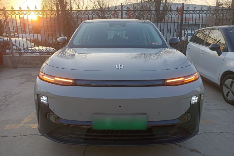 Used Leapmotor B10 2025 510 Joyful Edition
