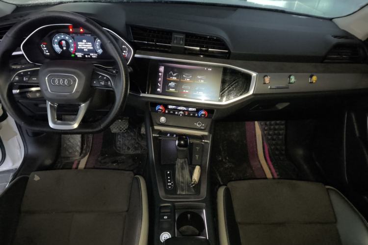 Used Audi Q3 2020 35 TFSI Fashion Dynamic Model