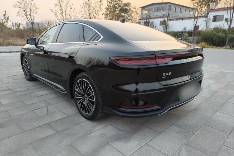 Used BYD Han 2025 EV with 701 km of Laser Radar-Enabled Intelligent Driving