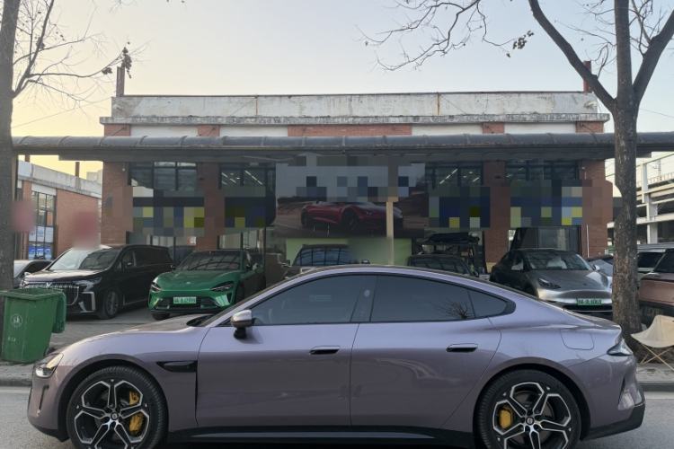 Used  SU7 2024 Rear-Drive Ultra-Long Range Advanced Pro-Level Intelligent Driving Version
