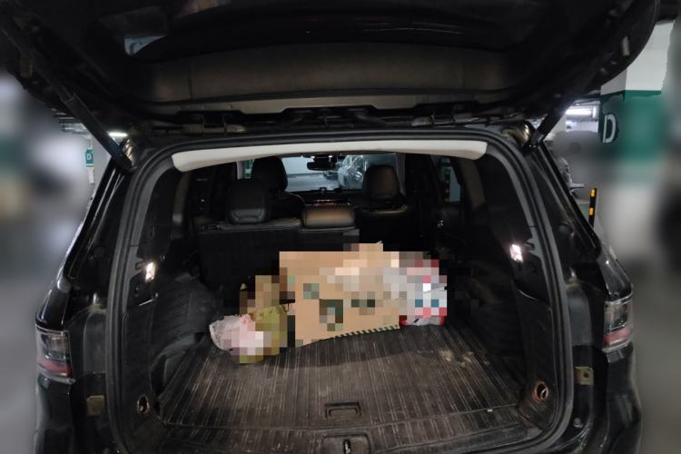 Used  Commander 2018 2.0T Two-Wheel Drive Enjoyment Version China VI Emission Standard