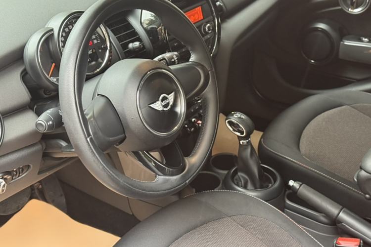 Used  MINI 2015 1.2T ONE Five-Door Edition
