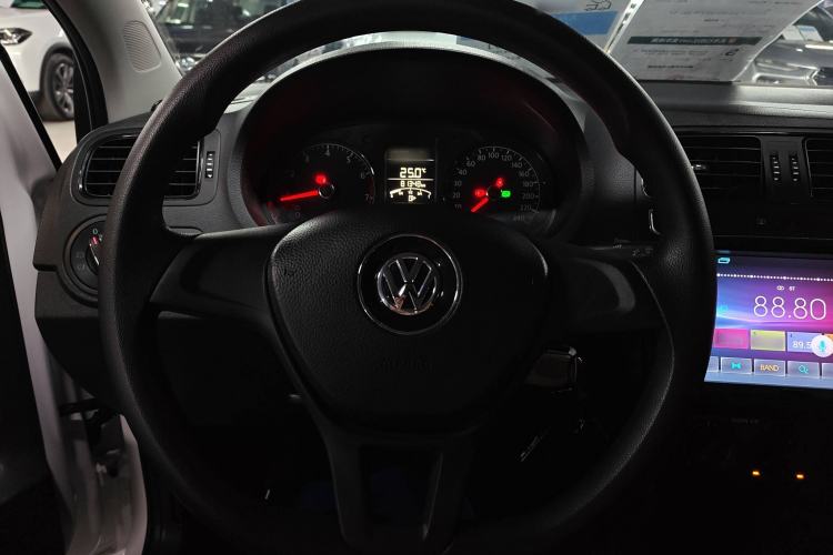 Used Volkswagen Polo 2016 1.4L Automatic Trendy Model
