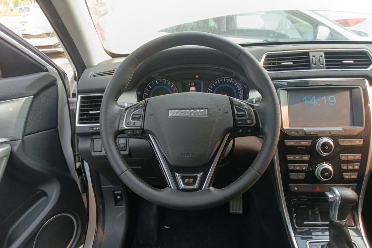 Used Haval H2 2017 Red-Label 1.5T Automatic Two-Wheel Drive Elite Model