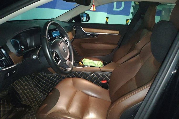 Used Volvo S90 2019 T5 Zhiyi Edition
